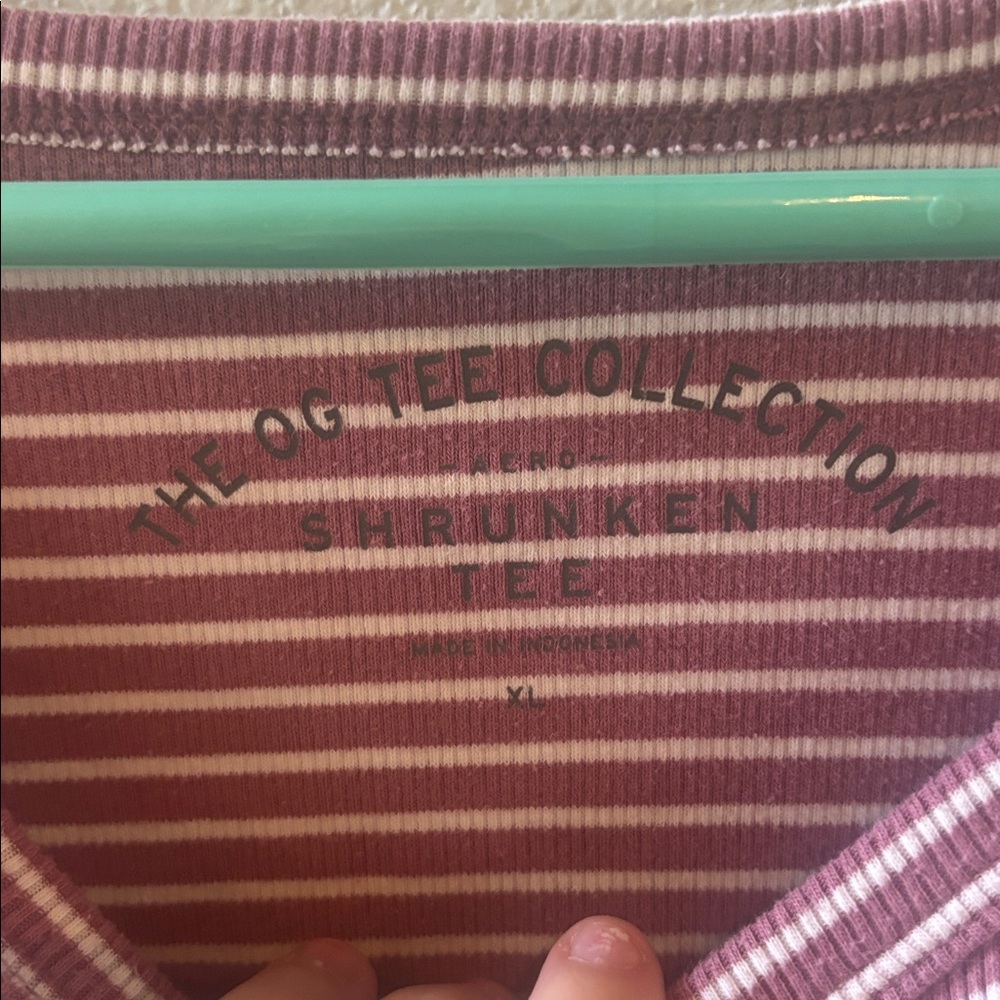 Striped Purple Button-Up Crop Top - Picture 2 of 3